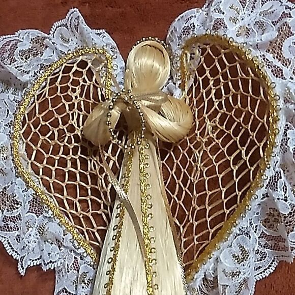 Straw and Lace Angel - Picture 4 of 7